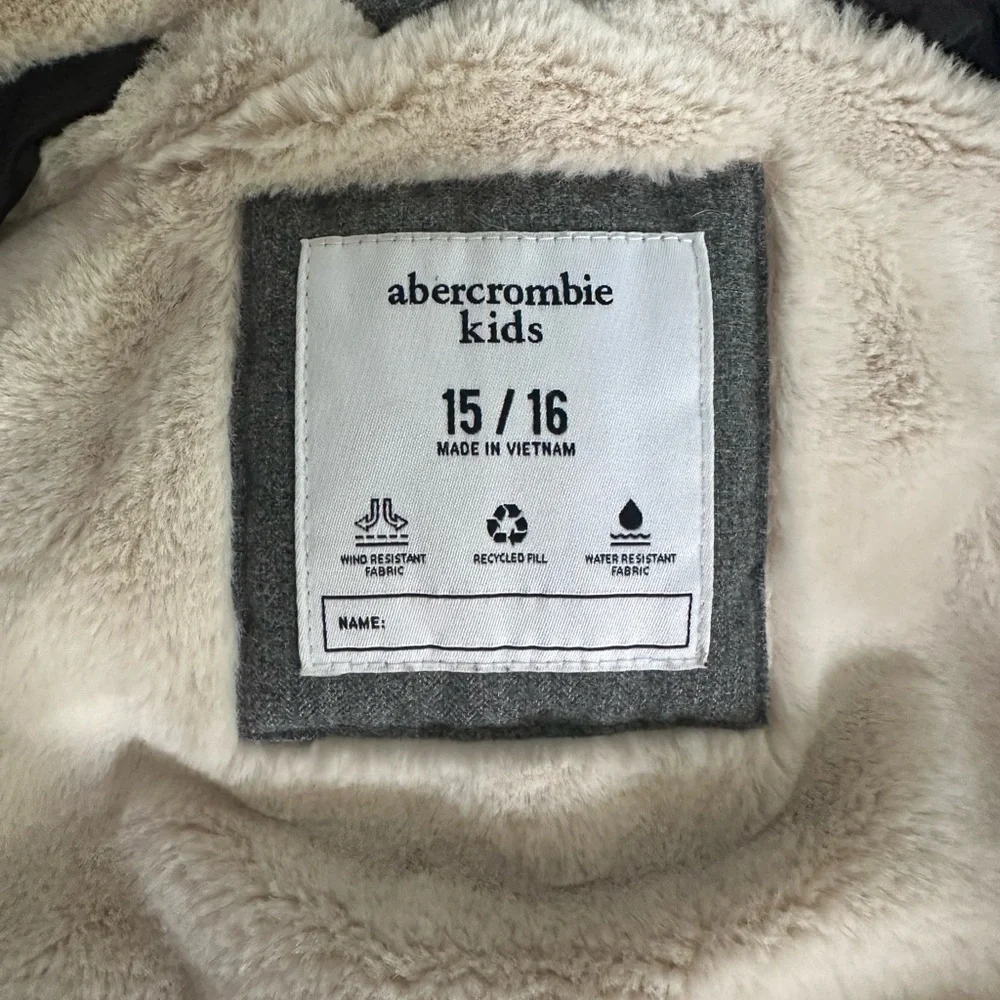 Abercrombie Kids Parka with Faux Fur Hood, Boys’ Size 15/16 - Picture 4 of 4
